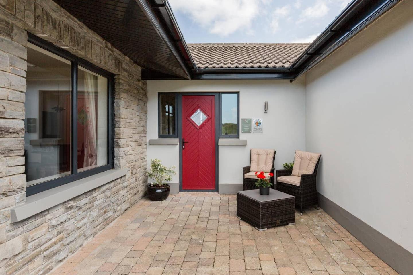 Luxury Lodges In Doolin Village With Hot Tubs Bagian luar foto
